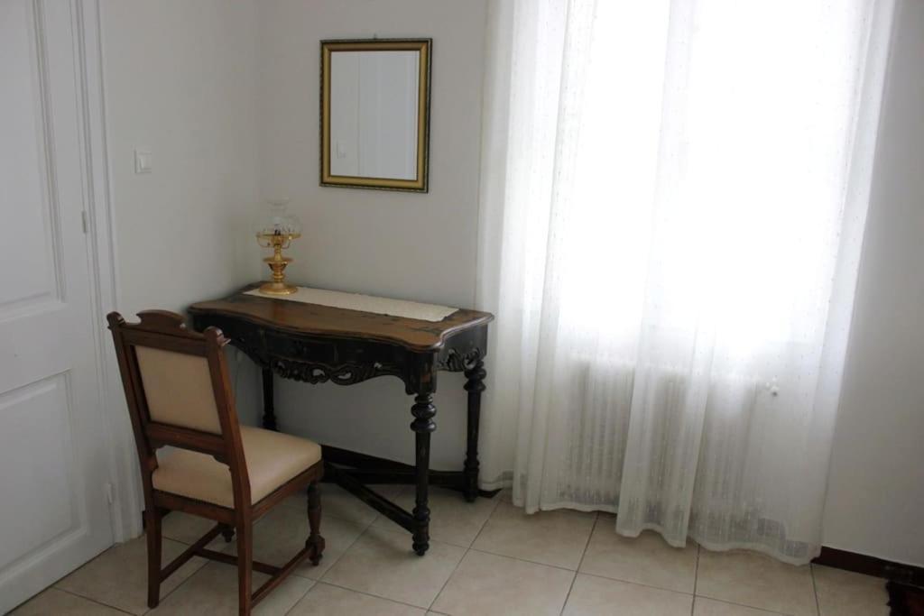 Calliope'S Neoclassical Home In The Heart Of Plaka Athens Exterior photo